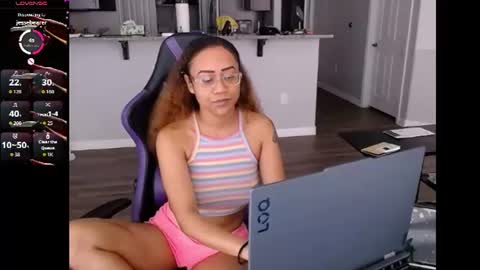 Snapshot of cumplzqueen chatting on July 16, 2026, 6:36 pm Nia Reese online show from July 16, 2026, 6:36 pm