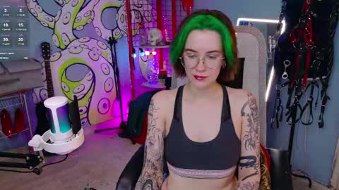 Snapshot of cumpotikeve chatting on May 2, 2026, 5:34 am CUMpotikEve online show from May 2, 2026, 5:34 am