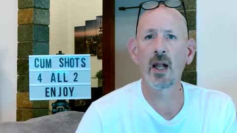 Snapshot of cumshots_n_caviar chatting on February 25, 2026, 7:01 pm Billy here and Im having my Streaming Debut today February 25th wish me luck online show from February 25, 2026, 7:01 pm