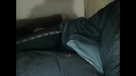 Snapshot of cumslutboi27 chatting on January 21, 2025, 3:48 am cumslutboi27 online show from January 21, 2025, 3:48 am