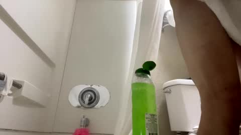 Snapshot of cumslutboi27 chatting on January 31, 2025, 4:14 am cumslutboi27 online show from January 31, 2025, 4:14 am