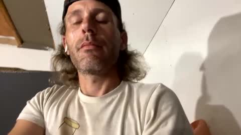 Snapshot of cumslutboi27 chatting on February 16, 2025, 7:37 am cumslutboi27 online show from February 16, 2025, 7:37 am