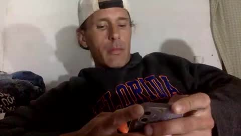 Snapshot of cumslutboi27 chatting on March 11, 2025, 6:00 am cumslutboi27 online show from March 11, 2025, 6:00 am