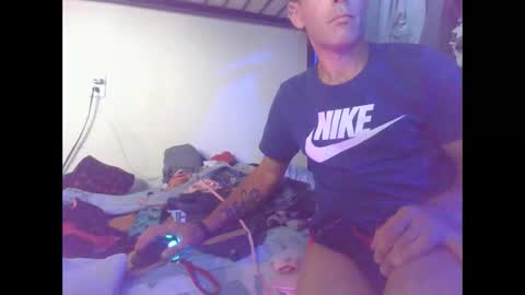 Snapshot of cumslutboi27 chatting on October 22, 2025, 6:24 am cumslutboi27 online show from October 22, 2025, 6:24 am