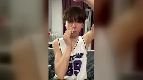 cumte_boy online show from December 21, 2025, 3:30 pm