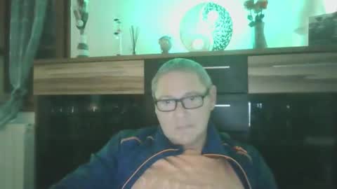 cuni6969 online show from December 18, 2025, 5:41 pm