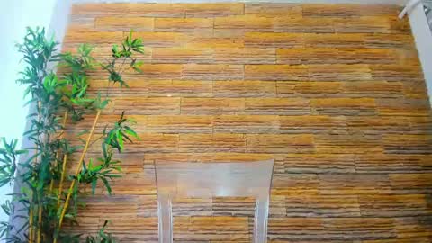 cupcake_izzy online show from April 14, 2026, 5:02 am