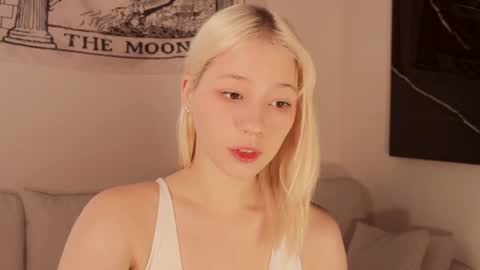 Snapshot of cupcakesoul chatting on July 2, 2026, 2:34 pm cupcakesoul online show from July 2, 2026, 2:34 pm