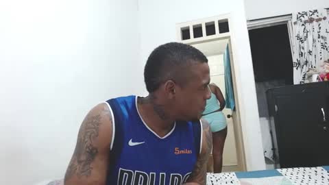 dominic and julieta... independent models online show from January 28, 2025, 10:45 am