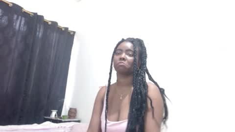 dominic and julieta... independent models online show from October 16, 2025, 11:55 am