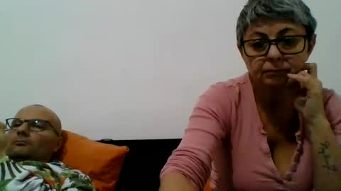 Snapshot of cuplu4346529860 chatting on December 6, 2024, 7:34 pm couple online show from December 6, 2024, 7:34 pm