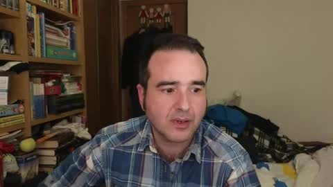 curiosillo1983 online show from April 20, 2026, 2:31 pm