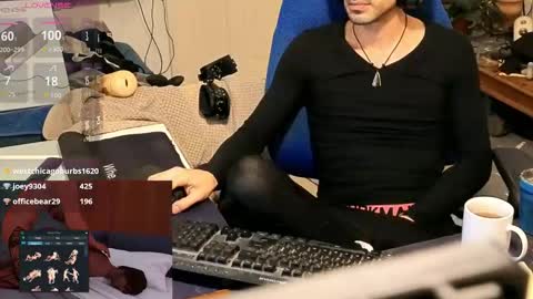 Snapshot of curiousgenie chatting on February 3, 2026, 10:15 pm curiousgenie online show from February 3, 2026, 10:15 pm