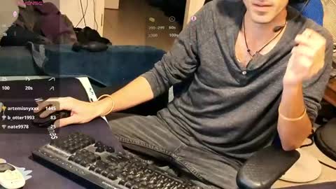 Snapshot of curiousgenie chatting on February 8, 2026, 7:28 pm curiousgenie online show from February 8, 2026, 7:28 pm