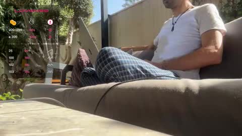 Snapshot of curiousgenie chatting on February 18, 2026, 8:43 am curiousgenie online show from February 18, 2026, 8:43 am