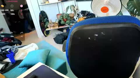 Snapshot of curiousgenie chatting on March 2, 2026, 7:15 am curiousgenie online show from March 2, 2026, 7:15 am