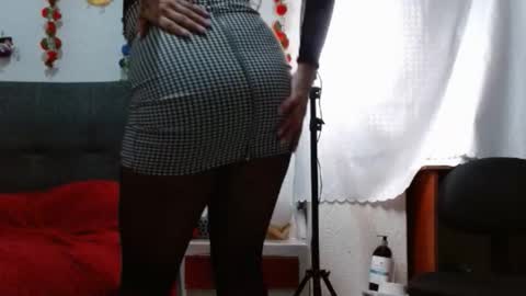 Snapshot of curlybutterfly chatting on September 8, 2025, 11:04 pm curlybutterfly online show from September 8, 2025, 11:04 pm