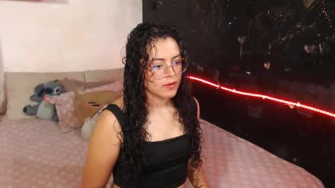 Snapshot of curlycool chatting on January 16, 2025, 2:19 am Max and Cata online show from January 16, 2025, 2:19 am