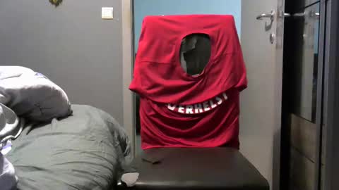 curlyfurly online show from December 3, 2025, 1:02 am