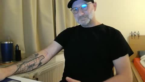 Curman85 online show from February 18, 2026, 11:22 pm