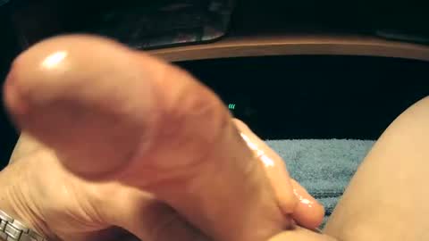 curvelovetool online show from February 4, 2025, 3:11 am