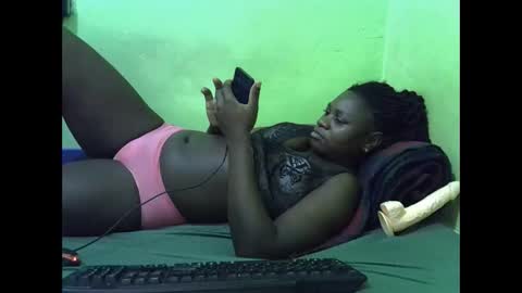 curvy_corazon1 online show from October 28, 2025, 1:36 pm