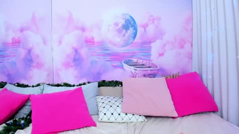 Snapshot of curvy_dynamite chatting on January 1, 2025, 4:07 am Sammy online show from January 1, 2025, 4:07 am