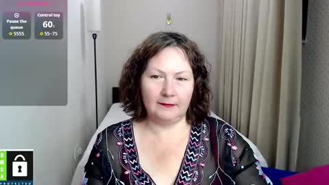 curvy_girlz online show from September 27, 2025, 4:34 pm
