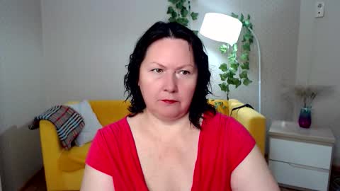 curvy_girlz online show from November 18, 2025, 4:22 pm