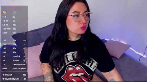 Snapshot of curvybaddie chatting on January 8, 2026, 7:21 am A online show from January 8, 2026, 7:21 am