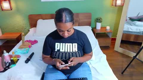 Danna online show from October 19, 2025, 12:28 pm