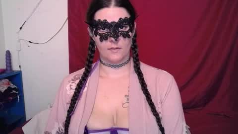 Snapshot of curvygamerceline chatting on March 19, 2026, 6:34 pm Celine Fawe online show from March 19, 2026, 6:34 pm