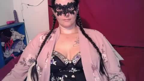 Snapshot of curvygamerceline chatting on June 19, 2026, 12:04 am Celine Fawe online show from June 19, 2026, 12:04 am