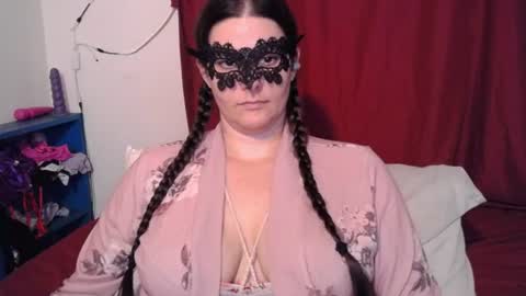 Snapshot of curvygamerceline chatting on July 6, 2026, 6:54 pm Celine Fawe online show from July 6, 2026, 6:54 pm