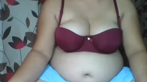 curvyladyxx289 online show from October 28, 2025, 7:27 pm