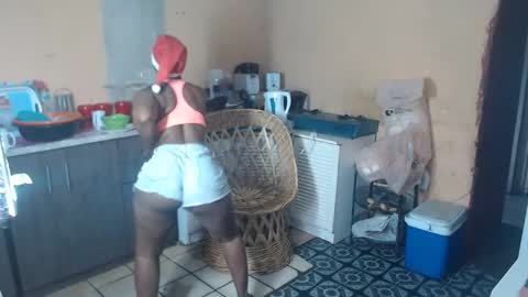 Snapshot of curvypear76x chatting on December 24, 2024, 6:22 am curvypear76x online show from December 24, 2024, 6:22 am