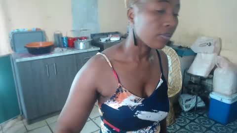 Snapshot of curvypear76x chatting on January 7, 2025, 1:03 pm curvypear76x online show from January 7, 2025, 1:03 pm