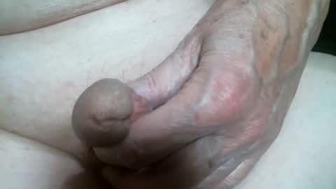 Snapshot of cutandwaxed2 chatting on February 20, 2026, 1:22 pm BI SMOOTH MATURE SUB online show from February 20, 2026, 1:22 pm