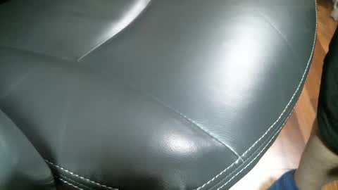 Snapshot of cutandwaxed2 chatting on February 23, 2026, 1:41 pm BI SMOOTH MATURE SUB online show from February 23, 2026, 1:41 pm