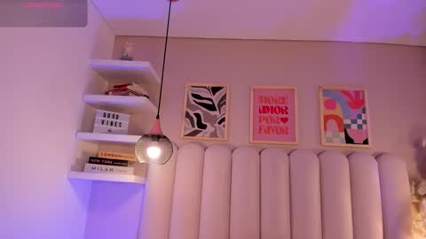 Amber  online show from October 18, 2025, 7:36 pm