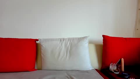 cute_angel95 online show from January 25, 2025, 10:40 am