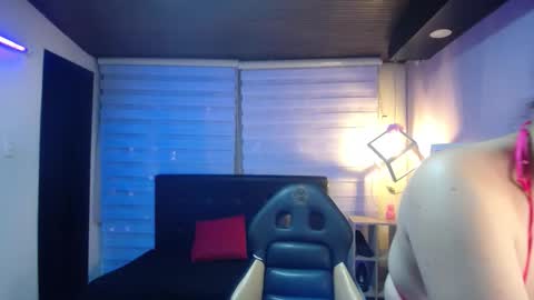 cute_angel_1 online show from November 8, 2025, 12:05 pm