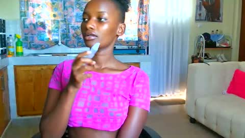 cute annah online show from May 21, 2026, 5:47 am