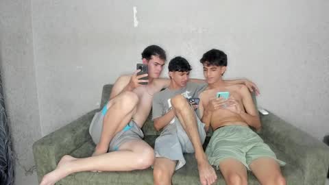 ARTURO-18  MATIAS-18  NIKOLAY-19  HADES-18  GABO-19 online show from May 14, 2026, 7:31 pm