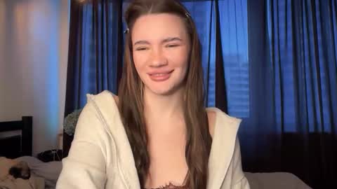 cute_bubbles online show from September 28, 2025, 3:06 pm