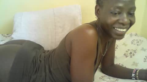 cute_doria online show from February 25, 2025, 1:39 pm