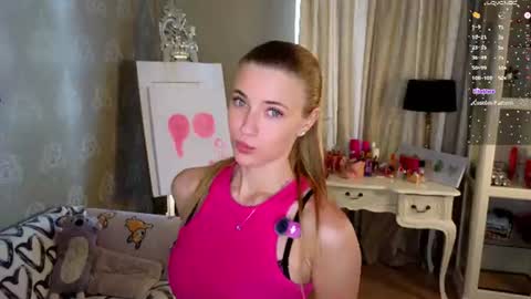Snapshot of cute_fox_girl chatting on June 10, 2026, 8:24 am Anne online show from June 10, 2026, 8:24 am
