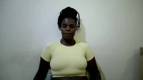 cute_heaven online show from October 1, 2025, 9:43 pm