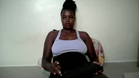 cute_heaven online show from October 4, 2025, 11:08 am