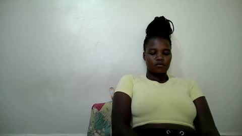 cute_heaven online show from October 8, 2025, 8:45 am